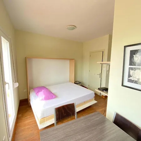 Agi Josep Sabater Apartment *